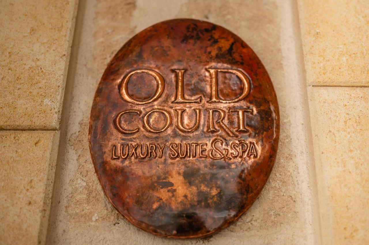 Old Court Luxury Suite&Spa By Monholiday Monopoli Ngoại thất bức ảnh